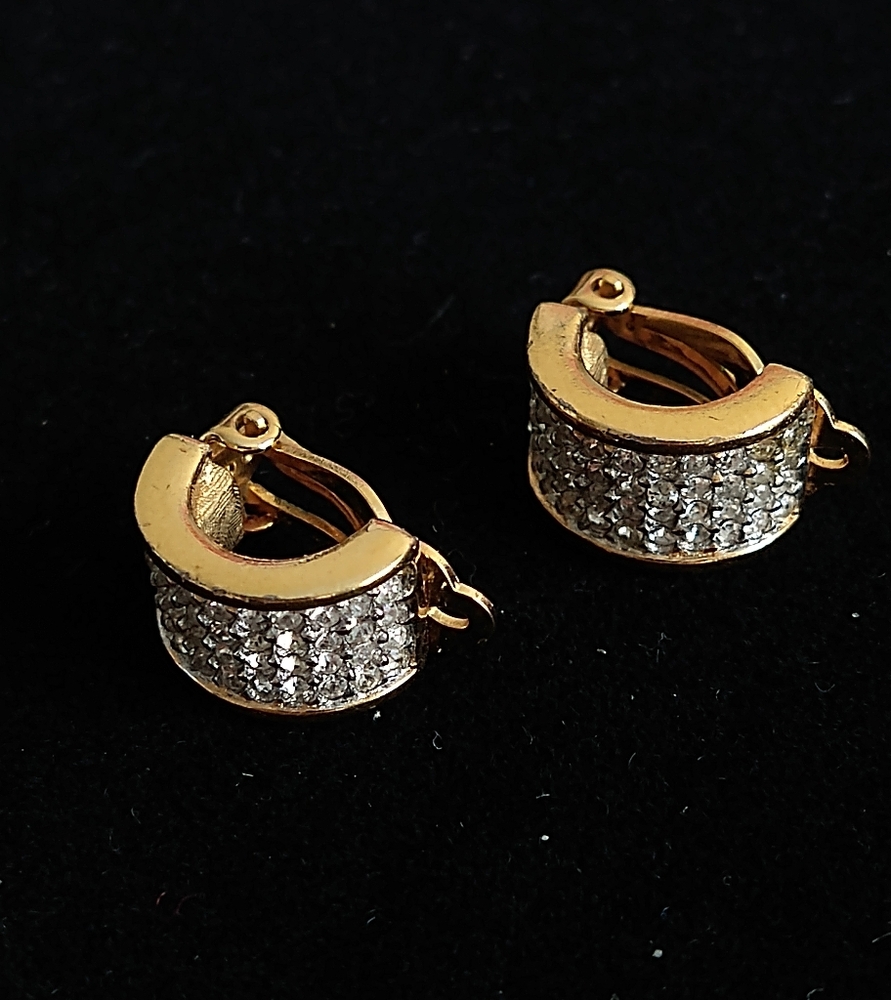 Vintage Givenchy Paris New York Gold Tone Pavé Crystal Clip On Earrings 1980s - Picture 2 of 5